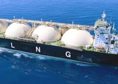 La empresa estatal de integración energético adjudicó 9 barcos de GNL por u$ 657,8 millones