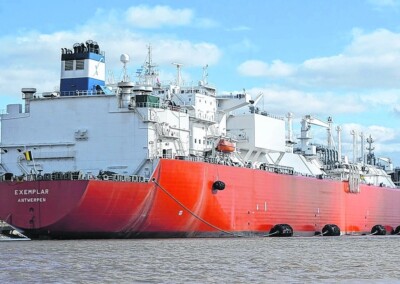El buque regasificador Exemplar se va a Finlandia en septiembre con un contrato de 10 años