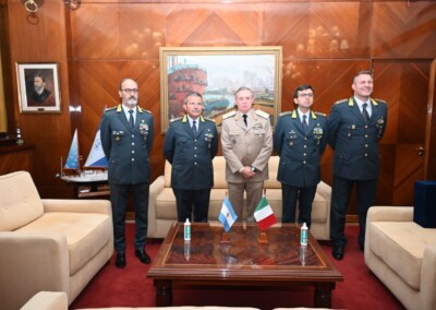 El Prefecto Nacional Naval recibió a las delegaciones extranjeras que participarán de los festejos del 212 aniversario de la Prefectura Naval Argentina