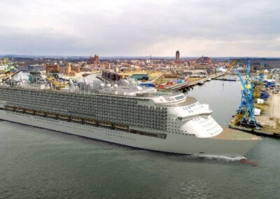 El crucero que sería uno de los más grandes del mundo, camino a ser convertido en chatarra