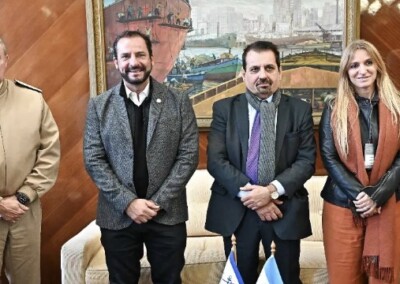 Se reunieron las planas mayores del Ente de Control y Gestión de la Hidrovia y la Prefectura Naval Argentina