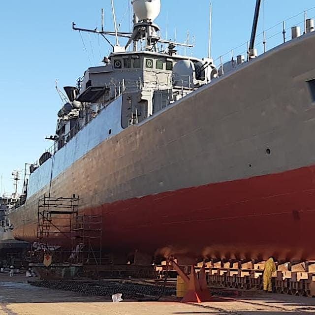 La corbeta ARA Rosales recibe mantenimiento y mejoras en Tandanor