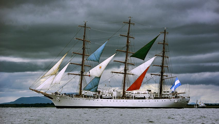 La fragata ARA “Libertad” ya se encuentra en aguas irlandesas