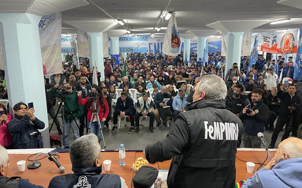 Gremios llaman a defender los convenios colectivos