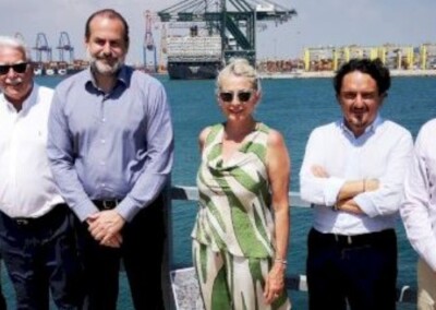 El puerto de Bahía Blanca firmó una carta de intención con el puerto de Valencia