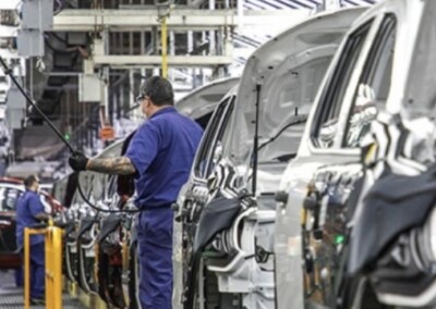 Las automotrices suman turnos de trabajo e incrementan el ritmo de producción y exportaciones