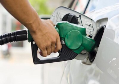 Axion se sumó a YPF y Shell en el aumento de precio de los combustibles