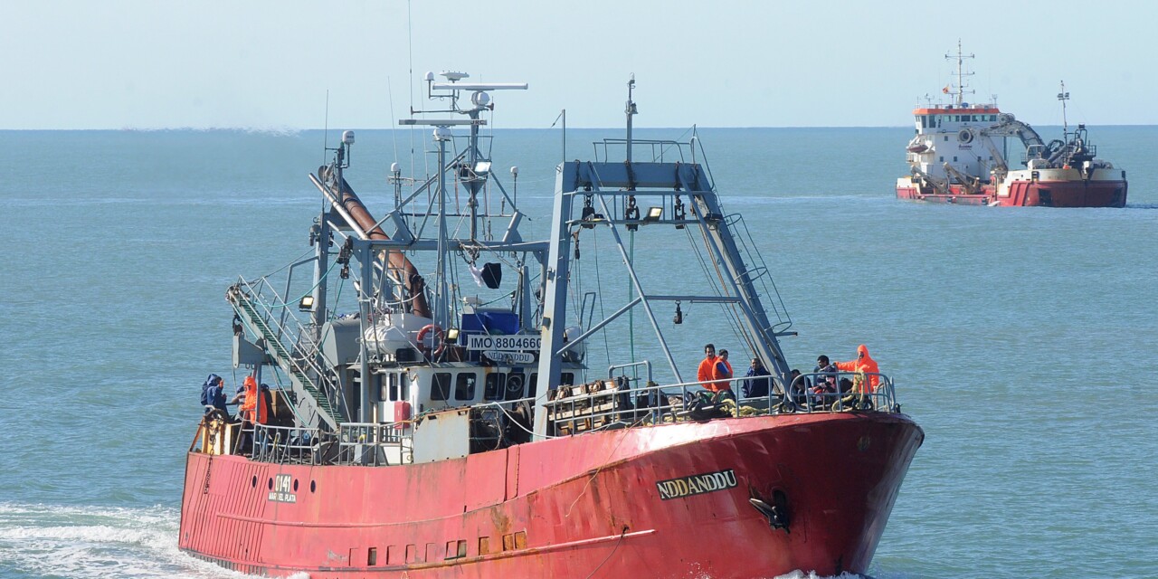 Recomendaciones para gestionar el riesgo de abordaje de buques pesqueros que operan con tangones