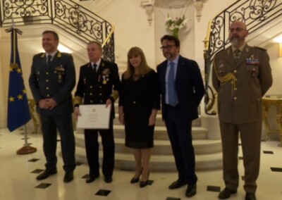 <strong>El jefe de la Prefectura fue condecorado con la “Orden de la Estrella de Italia”</strong>