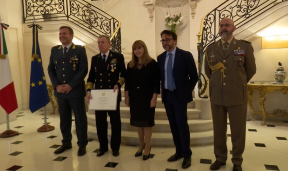 <strong>El jefe de la Prefectura fue condecorado con la “Orden de la Estrella de Italia”</strong>
