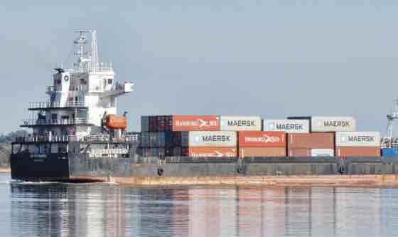 Portacontenedores “GF Paysandú” deja de prestar servicios para puertos uruguayos