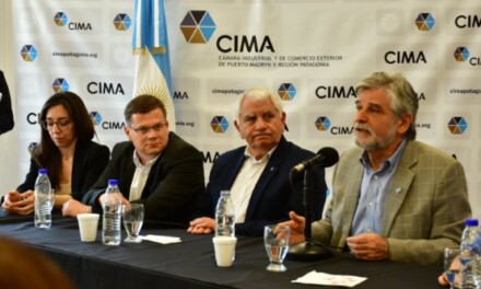 Acuerdo para crear un laboratorio para el estudio de la biodiversidad en Puerto Madryn