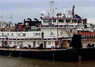 Transformación del remolcador fluvial RAP a cargo del Astillero Puerto Martins