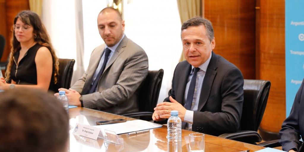 El ministro Giuliano apoya la Responsabilidad Social Empresarial- RSE