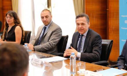 El ministro Giuliano apoya la Responsabilidad Social Empresarial- RSE