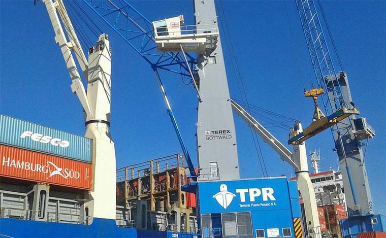 Paro por tiempo indeterminado en puertos de Rosario y Gran Rosario