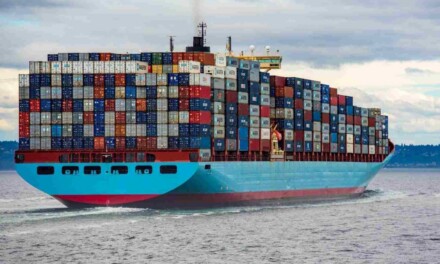 Se desploman las tarifas de los fletes marítimos