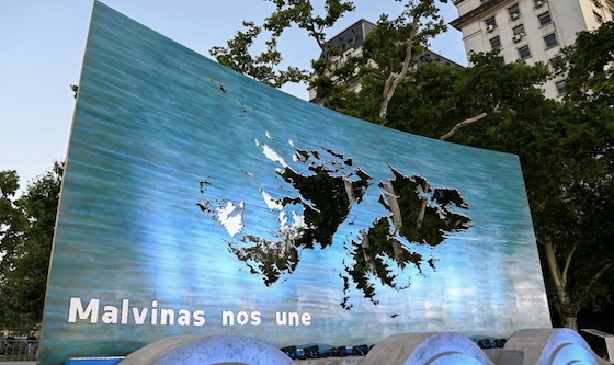 Inauguran monumento por Malvinas diseñado y desarrollado por trabajadores de Tandanor