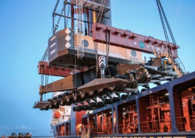 Salerno Container Terminals adquirió una nueva grúa LHM 600 para fortalecer la flota