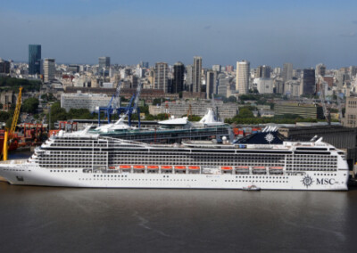 Como parte de su vuelta al mundo, el crucero MSC Magnifica arribó al puerto de Buenos Aires 