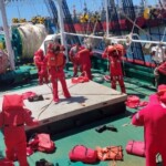 Prefectura supervisa las condiciones de seguridad de la flota pesquera en el inicio de la campaña de pesca de calamar