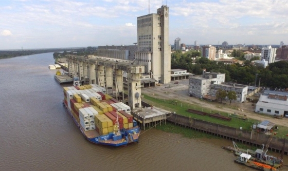 Leve repunte del río Paraná en el Puerto de Santa Fe