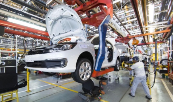 Massa anunció la eliminación de derechos de exportación para la cadena automotriz