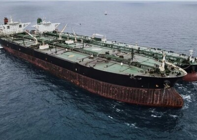 Panamá canceló el registro a 136 buques iraníes