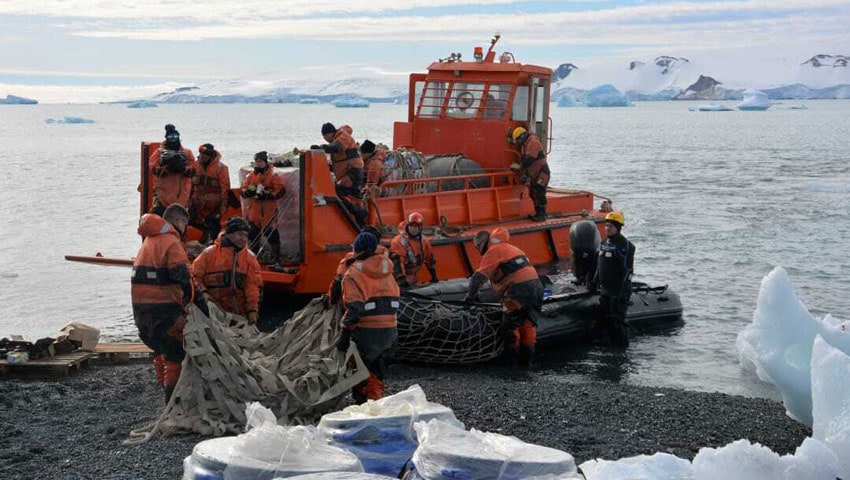 Se reabasteció la Base Conjunta Antártica Petrel