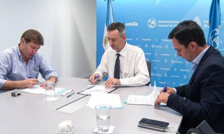Mediante un convenio con la AGP Ushuaia construirá una terminal de cruceros y catamaranes