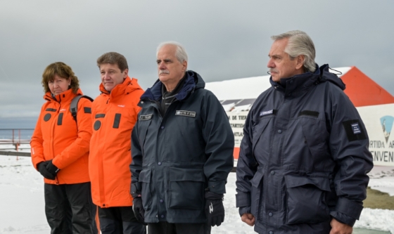 Fernández visitó la base Marambio en el 119º aniversario de la presencia argentina en la Antártida