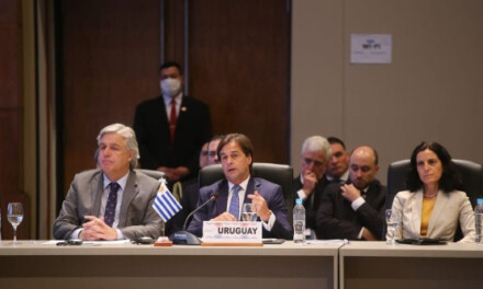 ¿Uruguay en la encrucijada entre China y el Mercosur?