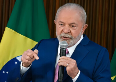 Lula promete impulsar los astilleros y las industrias del petróleo y el gas