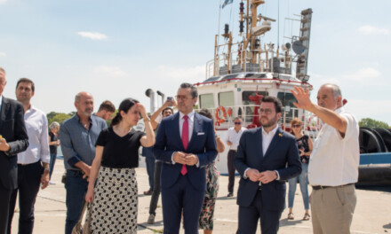 <strong>El presidente de la Generalitat de Catalunya visitó el Puerto La Plata y firmó un acuerdo con la Provincia de Buenos Aires</strong>