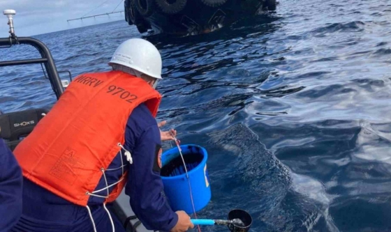 Filipinas declaró el estado de calamidad por derrame de aceite de un carguero
