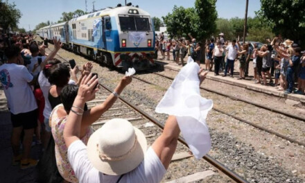 Luego de 30 años, volvió el tren a Mendoza