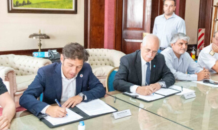 Taiana y Kicillof firmaron un acuerdo para que los astilleros Tandanor y Río Santiago construyan diversos medios navales para la Armada Argentina