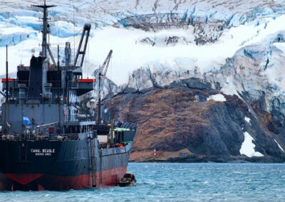 Arribó a Buenos Aires el transporte ARA “Canal Beagle”