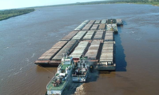 Paraguay pide una prórroga antes que detengan embarcaciones por no pagar el peaje en Argentina