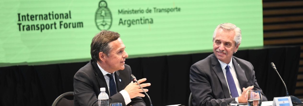 Alberto Fernández resaltó la importancia de construir rutas, trenes y puertos para «integrar la región»