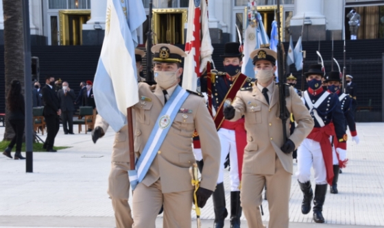 Prefectura homenajea a los caídos y veteranos de Malvinas