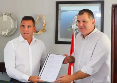 Inauguraron la delegación de Aduana en Puerto Reconquista y, por primera vez, se concretó un vuelo internacional directo desde el aeropuerto de la ciudad