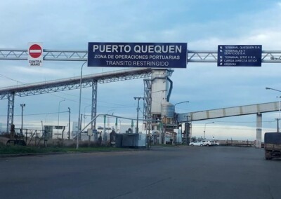 Vecinos piden que la principal terminal de carga de Puerto Quequén sea administrada por el Estado