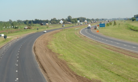 Comienza la construcción del tercer carril de la autopista Rosario-Buenos Aires