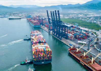 China impone condiciones desde sus puertos