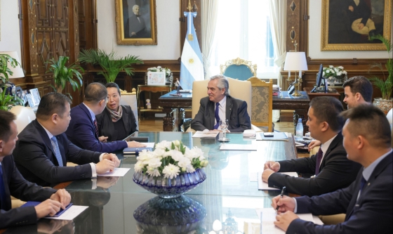 El presidente Alberto Fernández se reunió con las máximas autoridades de la empresa china Wuhan Yangluo Port Service Co.