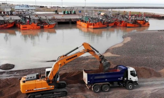 Completaron los pasos previos para iniciar el dragado del Puerto Rawson, que está frenado desde el año pasado