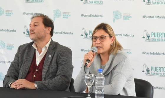 En el Puerto de San Nicolás se entregaron escrituras a más de 50 familias
