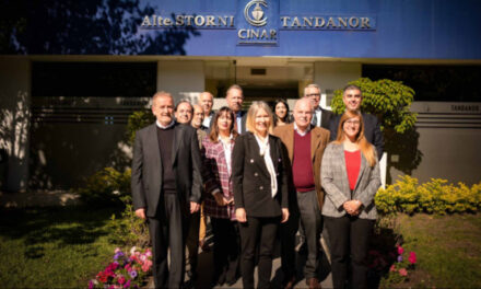 Visita de la Embajadora de Finlandia al astillero Tandanor