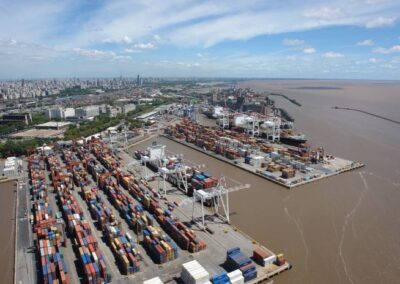 Con presión gremial, avanza la licitación de las terminales en Puerto Buenos Aires